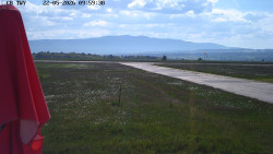 Pojezdová dráha, Runway