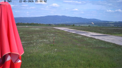 Pojezdová dráha, Runway