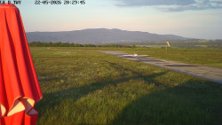 Pojezdová dráha, Runway