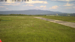Pojezdová dráha, Runway