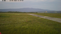 Pojezdová dráha, Runway