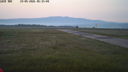 Pojezdová dráha, Runway