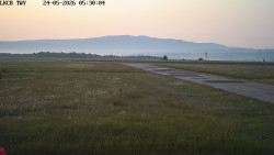 Pojezdová dráha, Runway
