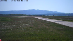Pojezdová dráha, Runway