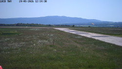 Pojezdová dráha, Runway