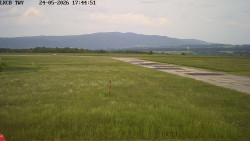 Pojezdová dráha, Runway