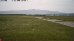 Pojezdová dráha, Runway