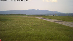 Pojezdová dráha, Runway