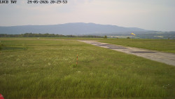 Pojezdová dráha, Runway
