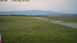 Pojezdová dráha, Runway