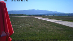Pojezdová dráha, Runway
