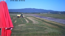 Pojezdová dráha, Runway