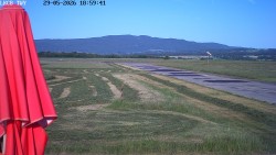 Pojezdová dráha, Runway