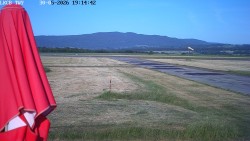 Pojezdová dráha, Runway
