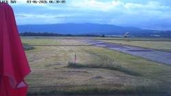 Pojezdová dráha, Runway