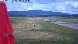 Pojezdová dráha, Runway