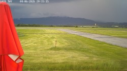 Pojezdová dráha, Runway