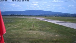 Pojezdová dráha, Runway