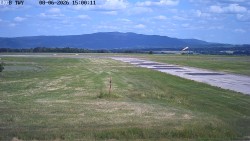 Pojezdová dráha, Runway