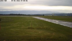 Pojezdová dráha, Runway