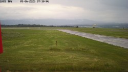 Pojezdová dráha, Runway