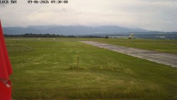 Pojezdová dráha, Runway