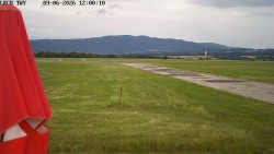 Pojezdová dráha, Runway