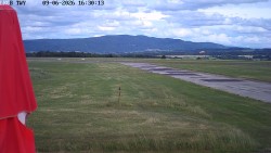 Pojezdová dráha, Runway