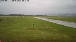 Pojezdová dráha, Runway