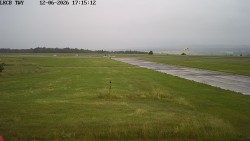 Pojezdová dráha, Runway