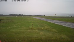Pojezdová dráha, Runway