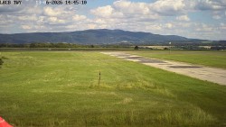 Pojezdová dráha, Runway