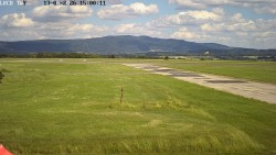 Pojezdová dráha, Runway