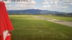 Pojezdová dráha, Runway
