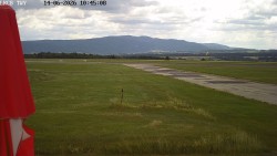 Pojezdová dráha, Runway