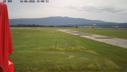Pojezdová dráha, Runway