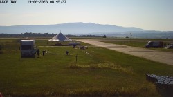 Pojezdová dráha, Runway