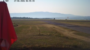 Letiště Cheb - Pojezdová dráha, Runway - 27.6.2026 v 06:45 Letiště Cheb - Pojezdová dráha, Runway - 27.6.2026 v 06:45