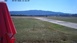 Pojezdová dráha, Runway