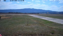 Pojezdová dráha, Runway