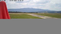 Pojezdová dráha, Runway