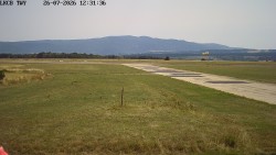 Pojezdová dráha, Runway