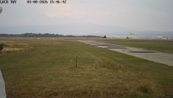 Pojezdová dráha, Runway