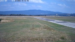 Pojezdová dráha, Runway
