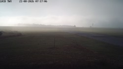 Pojezdová dráha, Runway