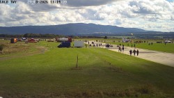 Pojezdová dráha, Runway