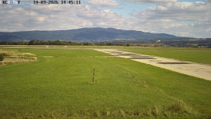 Letiště Cheb - Pojezdová dráha, Runway - 14.9.2026 v 14:45 Letiště Cheb - Pojezdová dráha, Runway - 14.9.2026 v 14:45