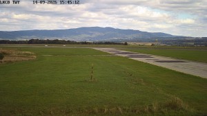 Letiště Cheb - Pojezdová dráha, Runway - 14.9.2026 v 15:45 Letiště Cheb - Pojezdová dráha, Runway - 14.9.2026 v 15:45