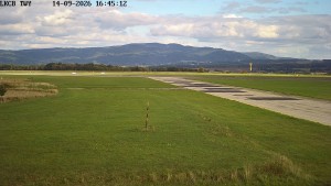 Letiště Cheb - Pojezdová dráha, Runway - 14.9.2026 v 16:45 Letiště Cheb - Pojezdová dráha, Runway - 14.9.2026 v 16:45