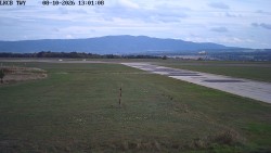 Pojezdová dráha, Runway